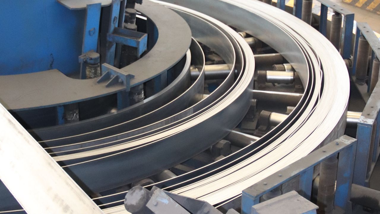 How Tuspipe Ensures Quality with Global Standards for Seamless Steel Pipes